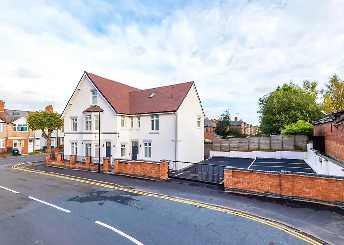 Hearsall Place Serviced Apartment