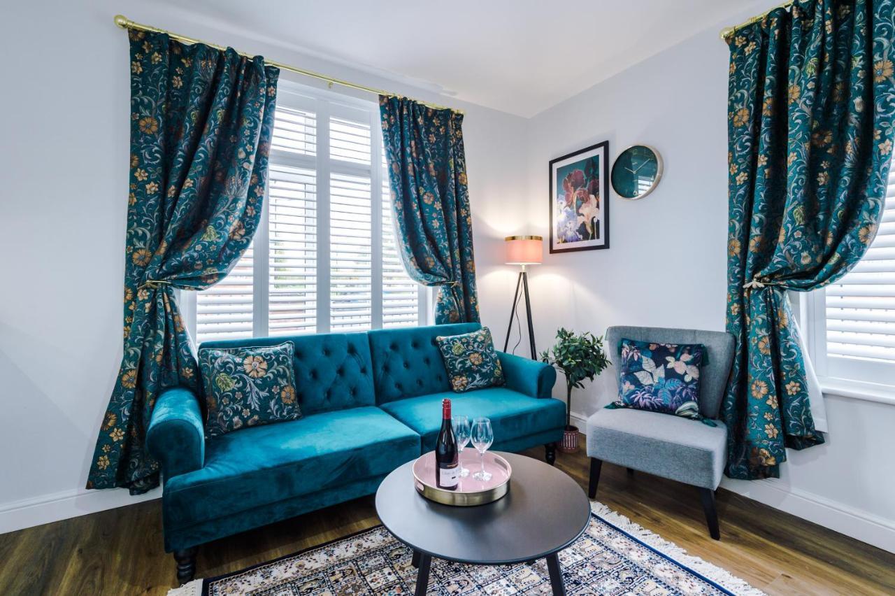 Apartment Hearsall Place Serviced