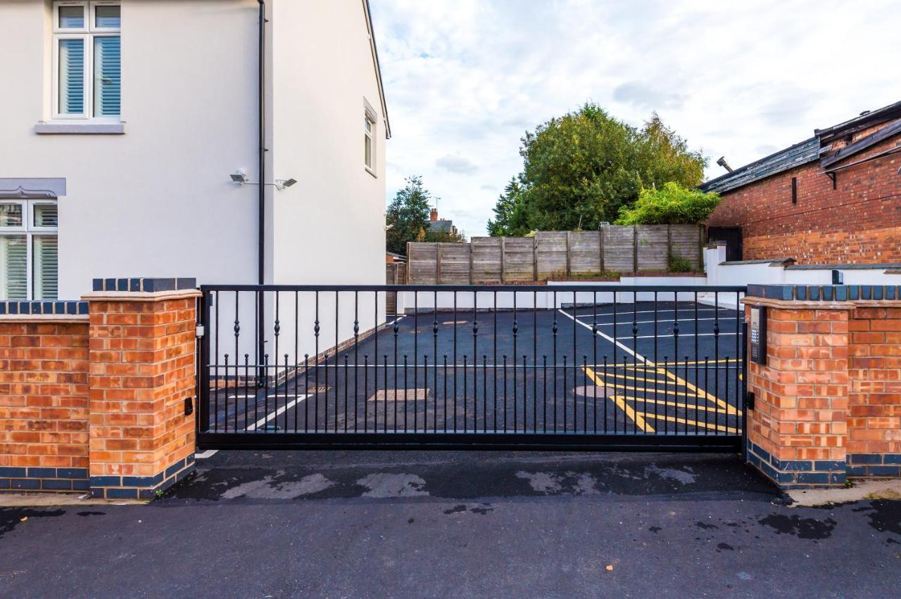 Hearsall Place Serviced