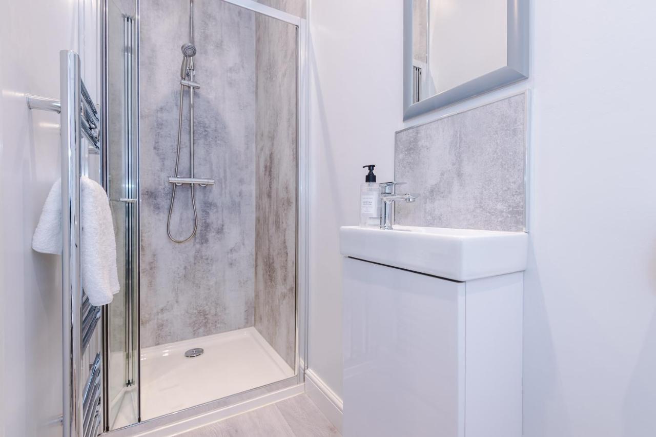 Apartment Hearsall Place Serviced