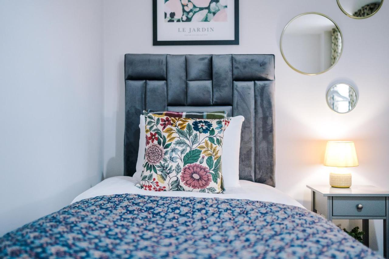 Hearsall Place Serviced Coventry